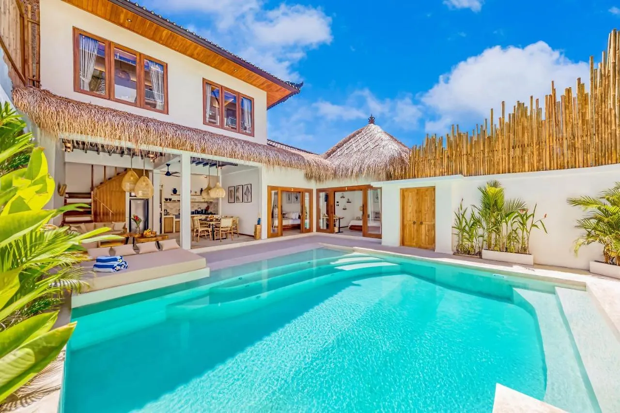 Villa Waikiki - Brand New 4Bdr With Huge Pool Seminyak