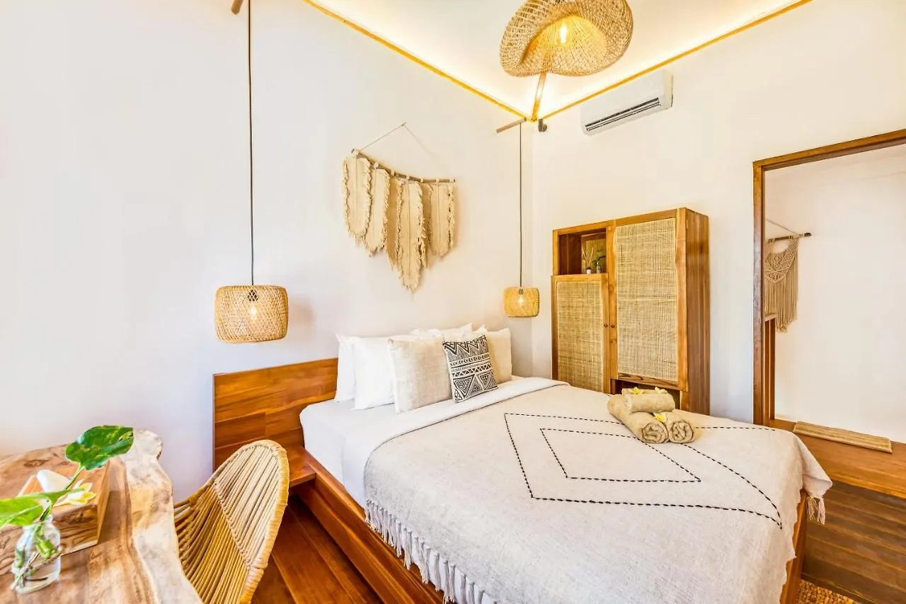 Villa Waikiki - Brand New 4Bdr With Huge Pool Seminyak 0*,  Indonezja